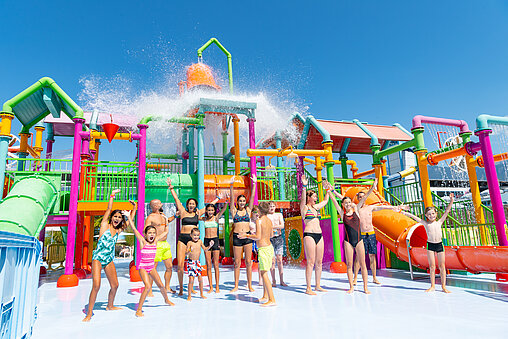 Aquaparc 2 Winter skiing Swiss Alps - Alp Art Hotel