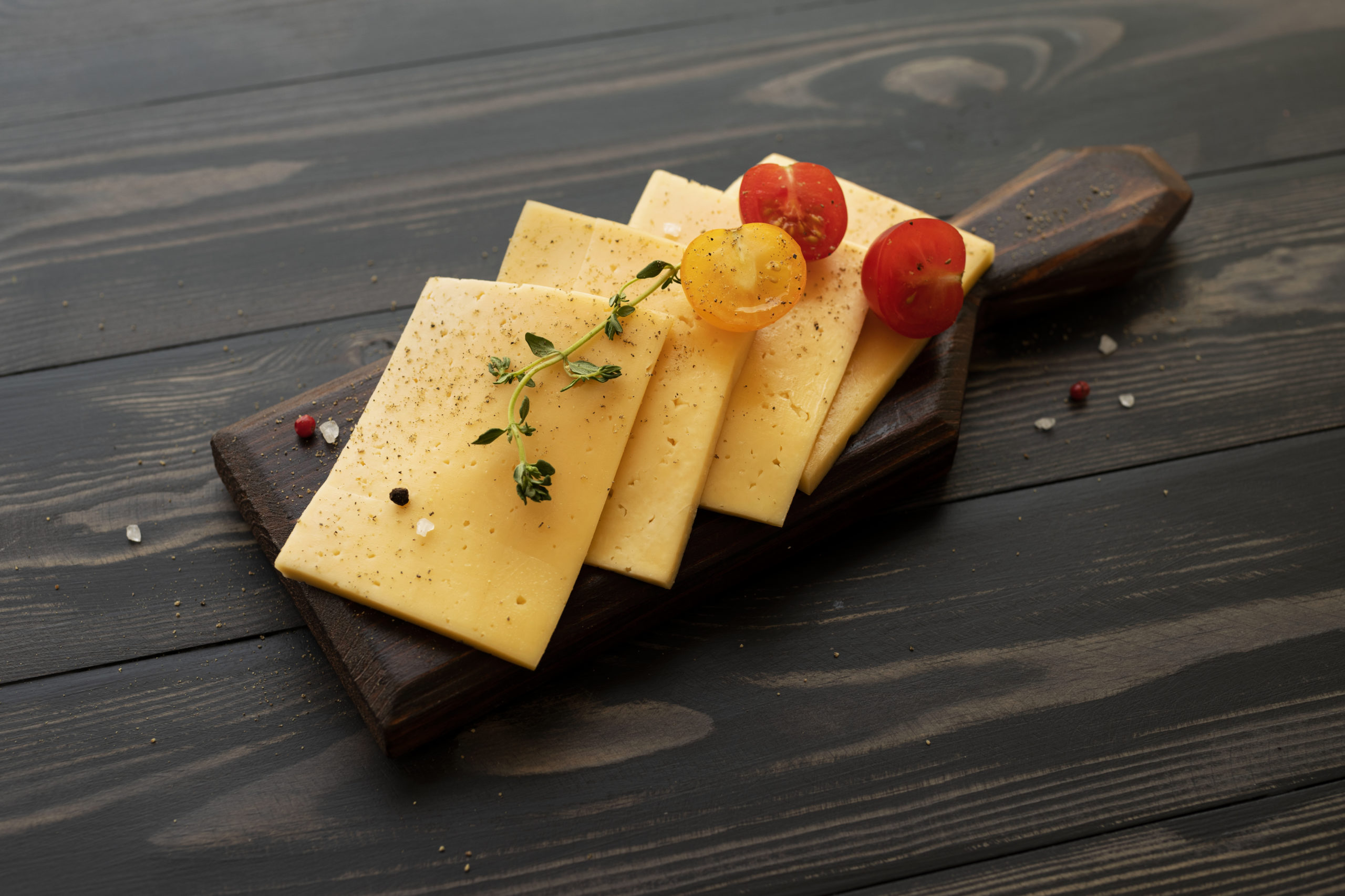 Raclette Snowboard Schweizer Alpen - Alp Art Hotel